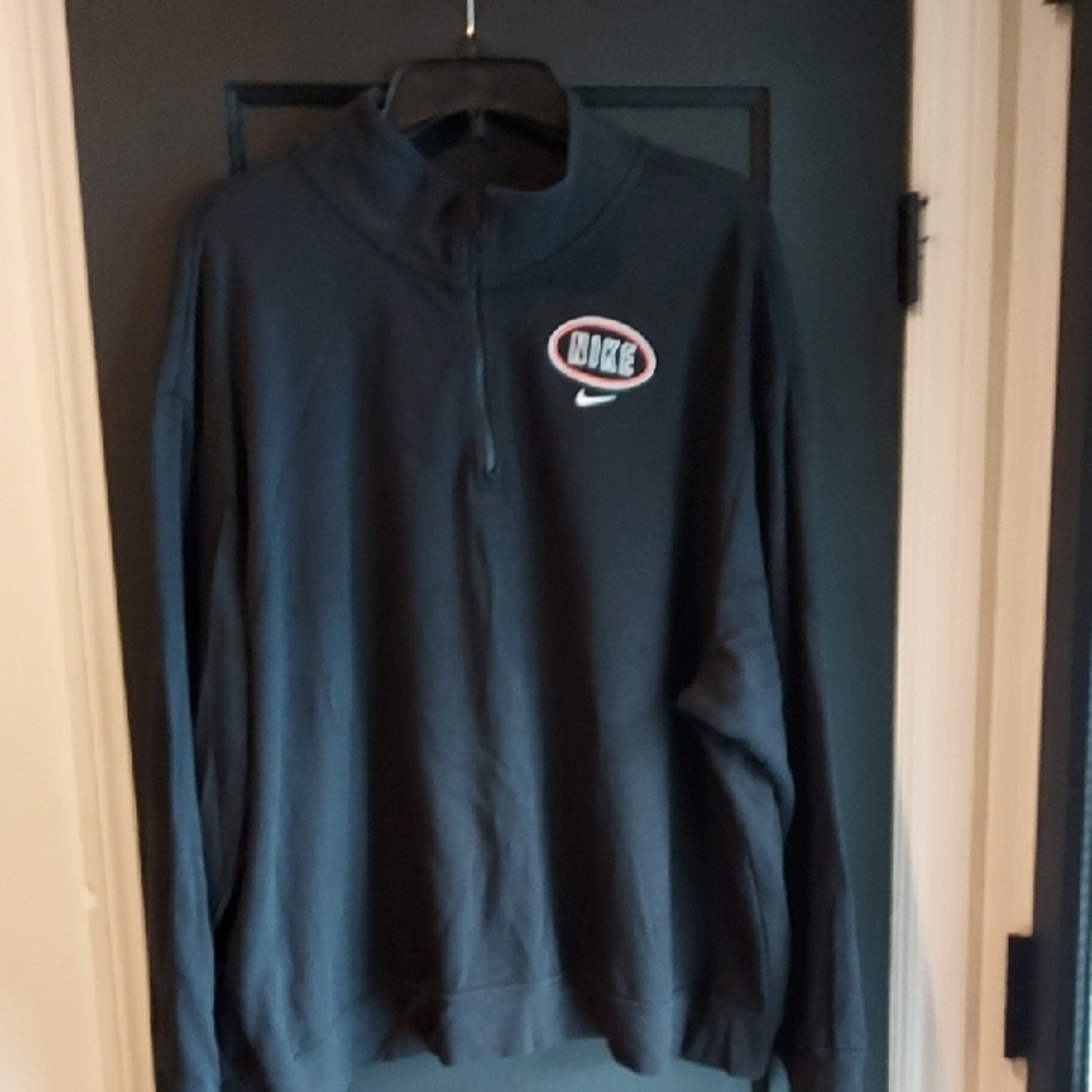 Nike Dark Gray Quarter-Zip Pullover